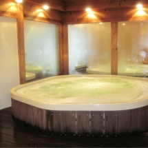 Jacuzzi